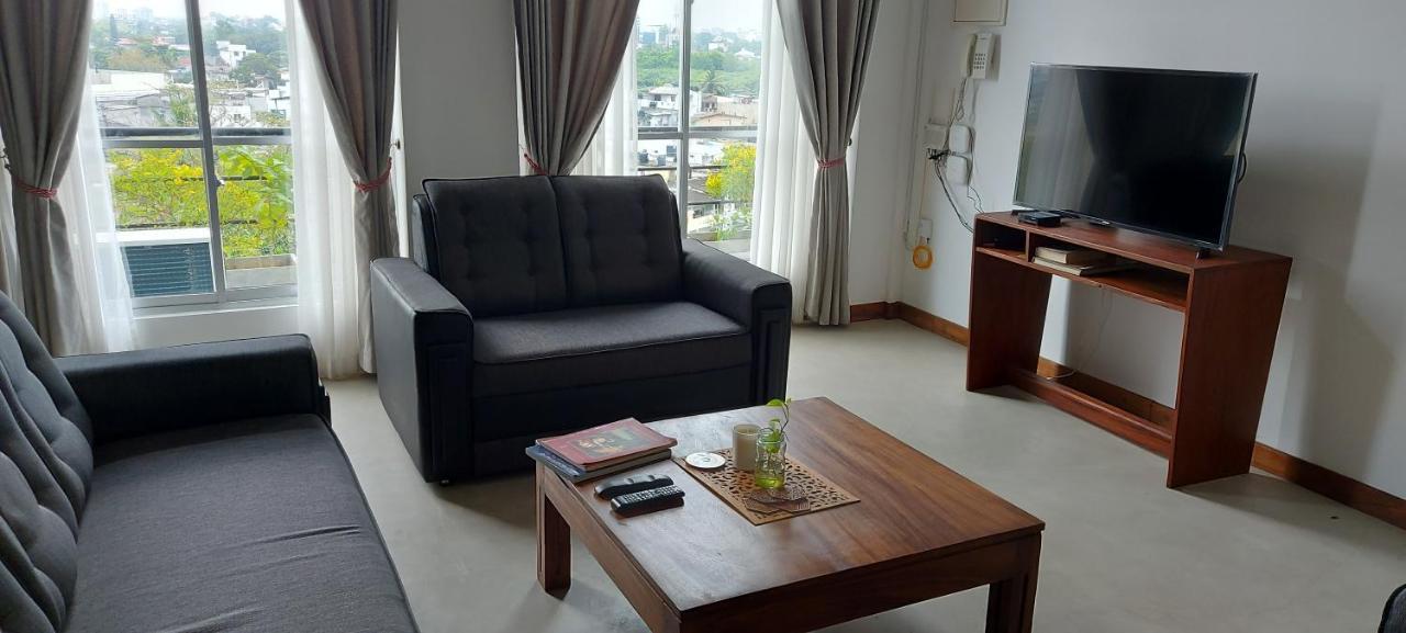Jays Guest - Rajagiriya Colombo Exterior foto